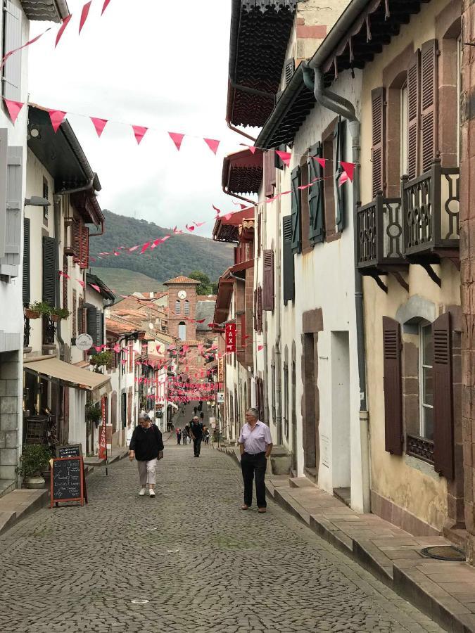 Gite Le Chemin Vers L'Etoile Albergue Saint-Jean-Pied-de-Port Exterior foto